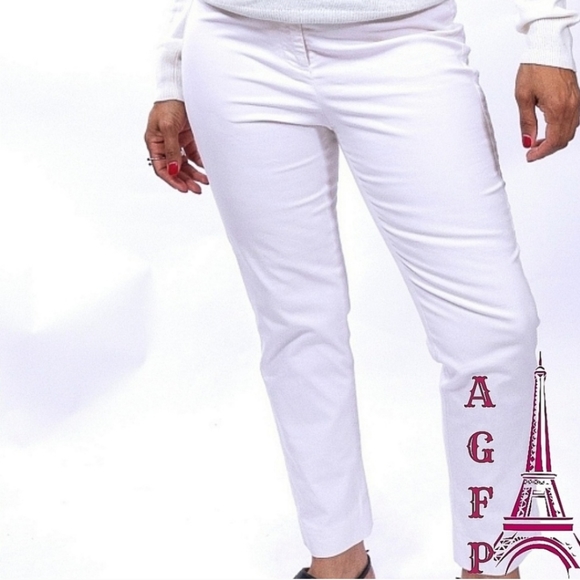 Anne Klein Pants - 💖 2/$30 Anne Klein cropped white pants